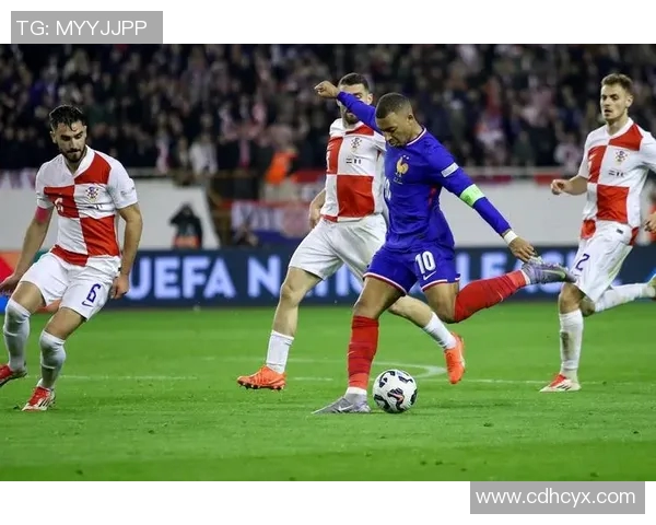 法国年轻足球明星男的崛起与未来发展潜力分析